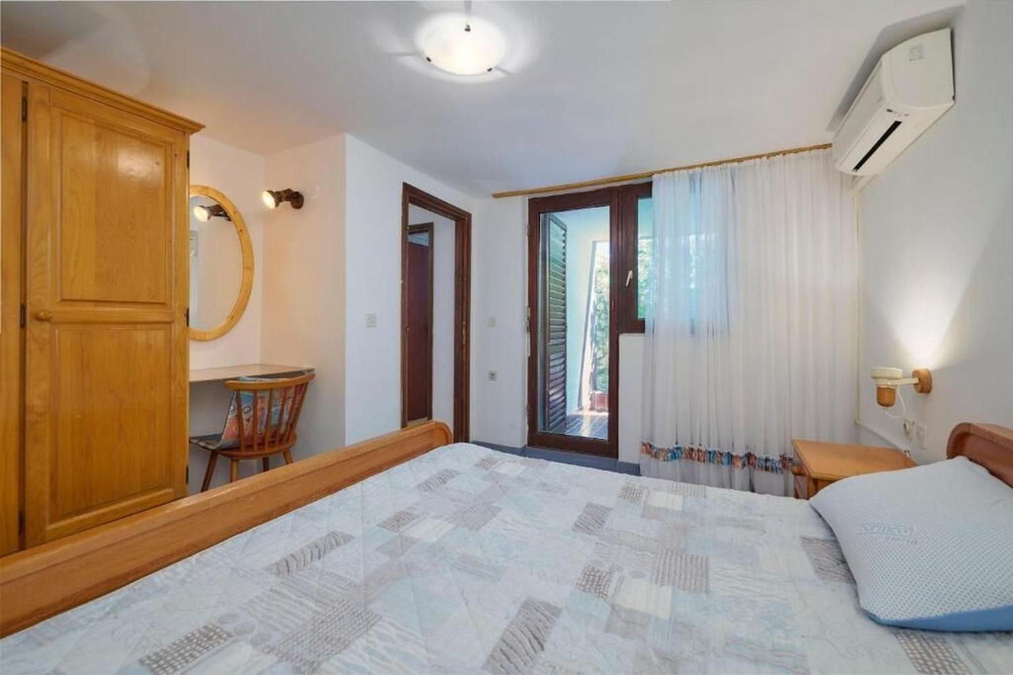 Apartments Davorka Баньоле Екстер'єр фото