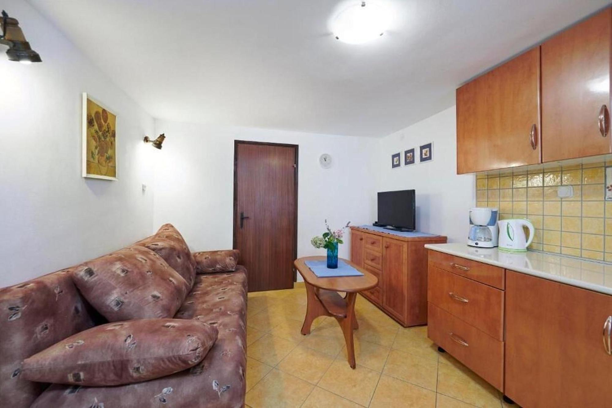 Apartments Davorka Баньоле Екстер'єр фото